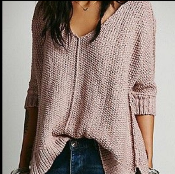 Free People Tops - ⬇️ 1 HOUR SALE⬇️ Free People Oversized Knit Top